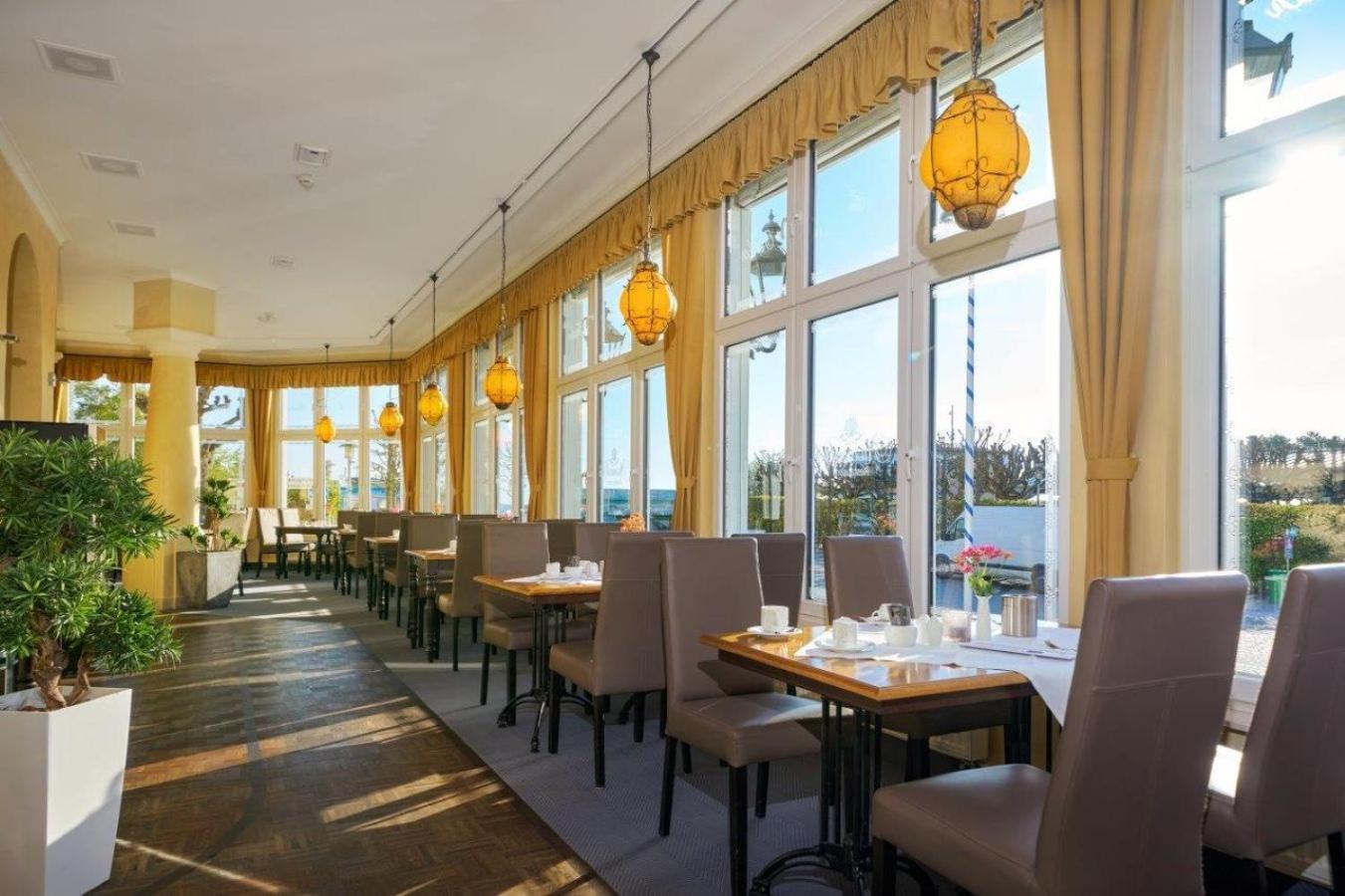 Strand- Und Wellnesshotel Preussenhof زينوويتز المظهر الخارجي الصورة