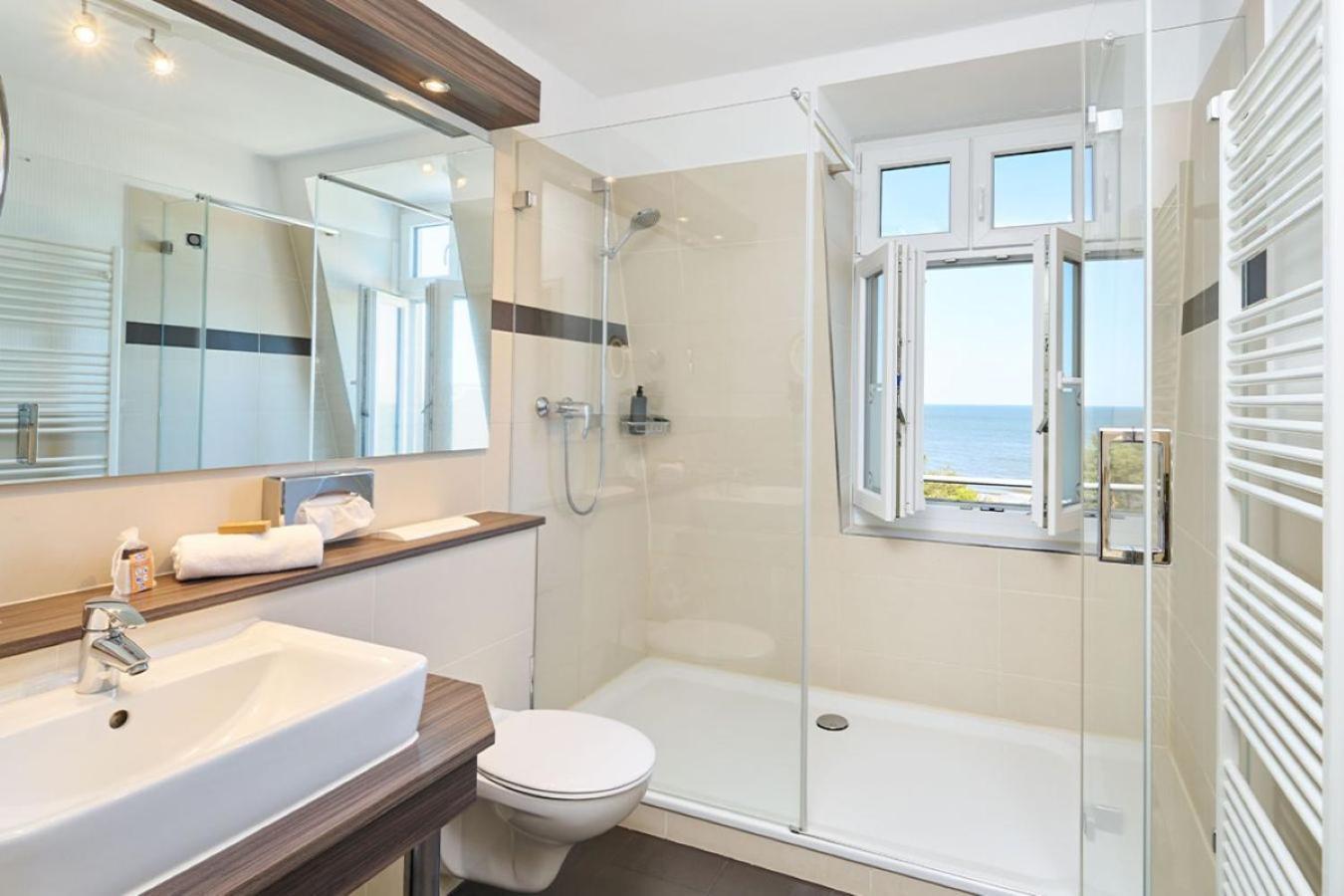 Strand- Und Wellnesshotel Preussenhof زينوويتز المظهر الخارجي الصورة