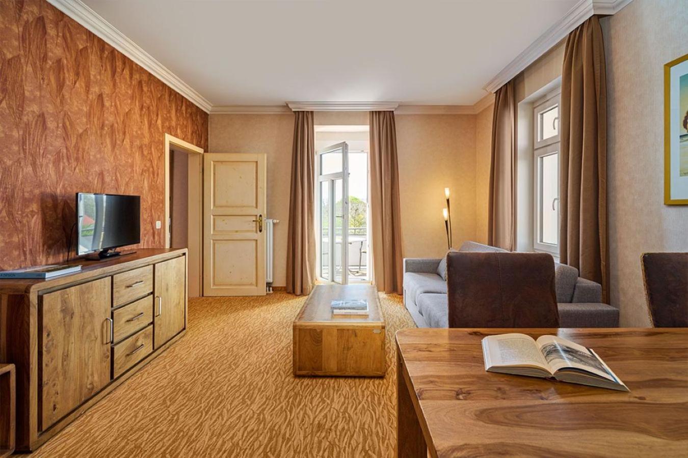 Strand- Und Wellnesshotel Preussenhof زينوويتز المظهر الخارجي الصورة